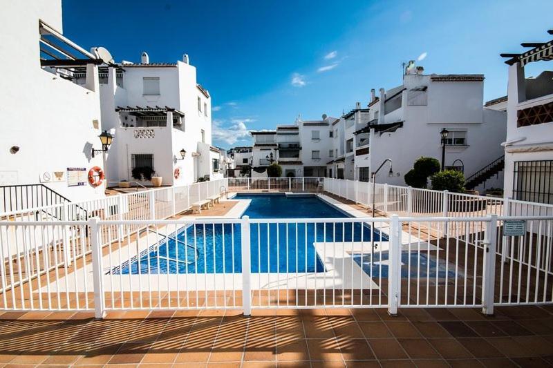 Apartamento Primera Linea De Playa Manilva Eksteriør billede