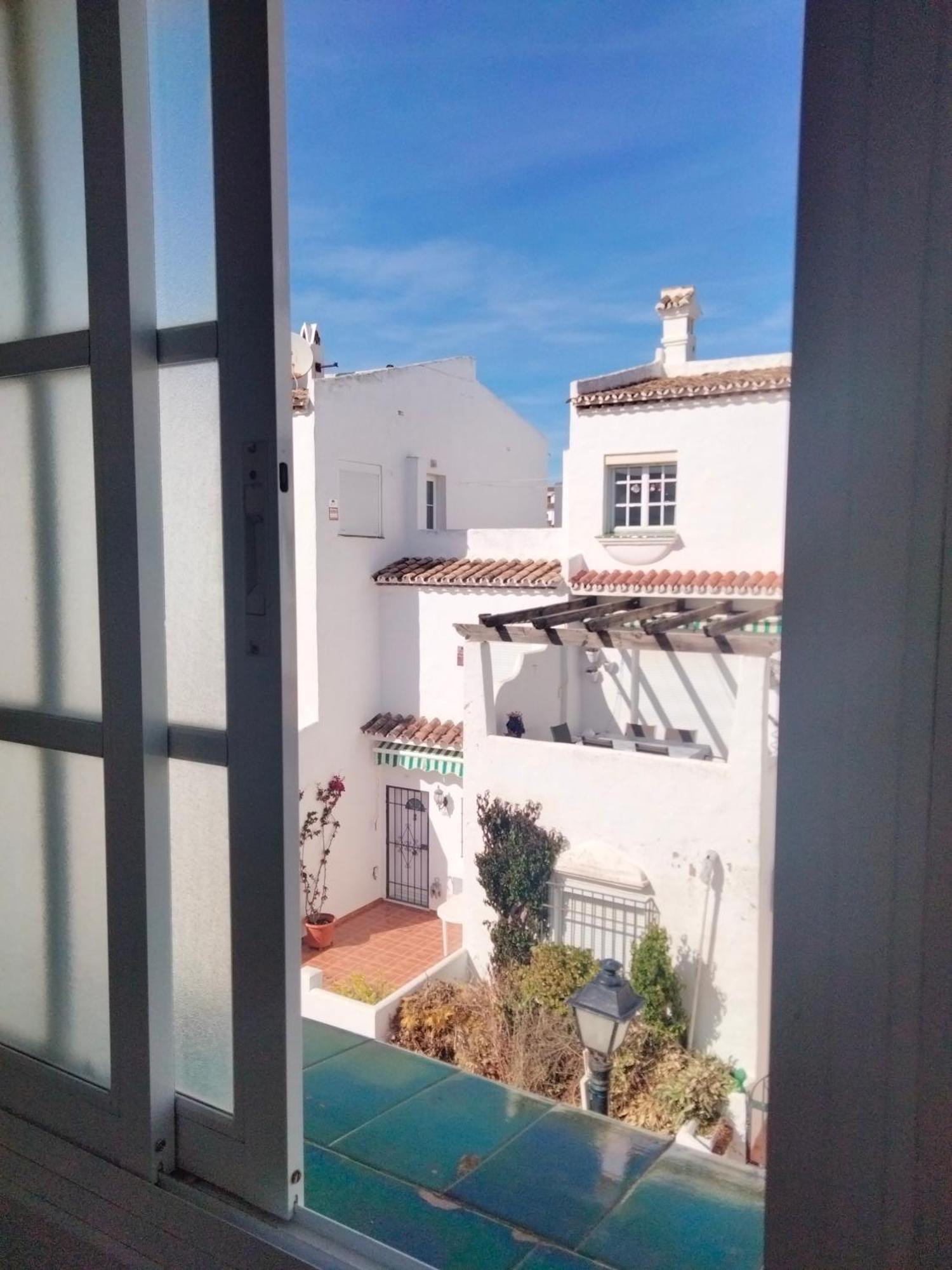 Apartamento Primera Linea De Playa Manilva Eksteriør billede