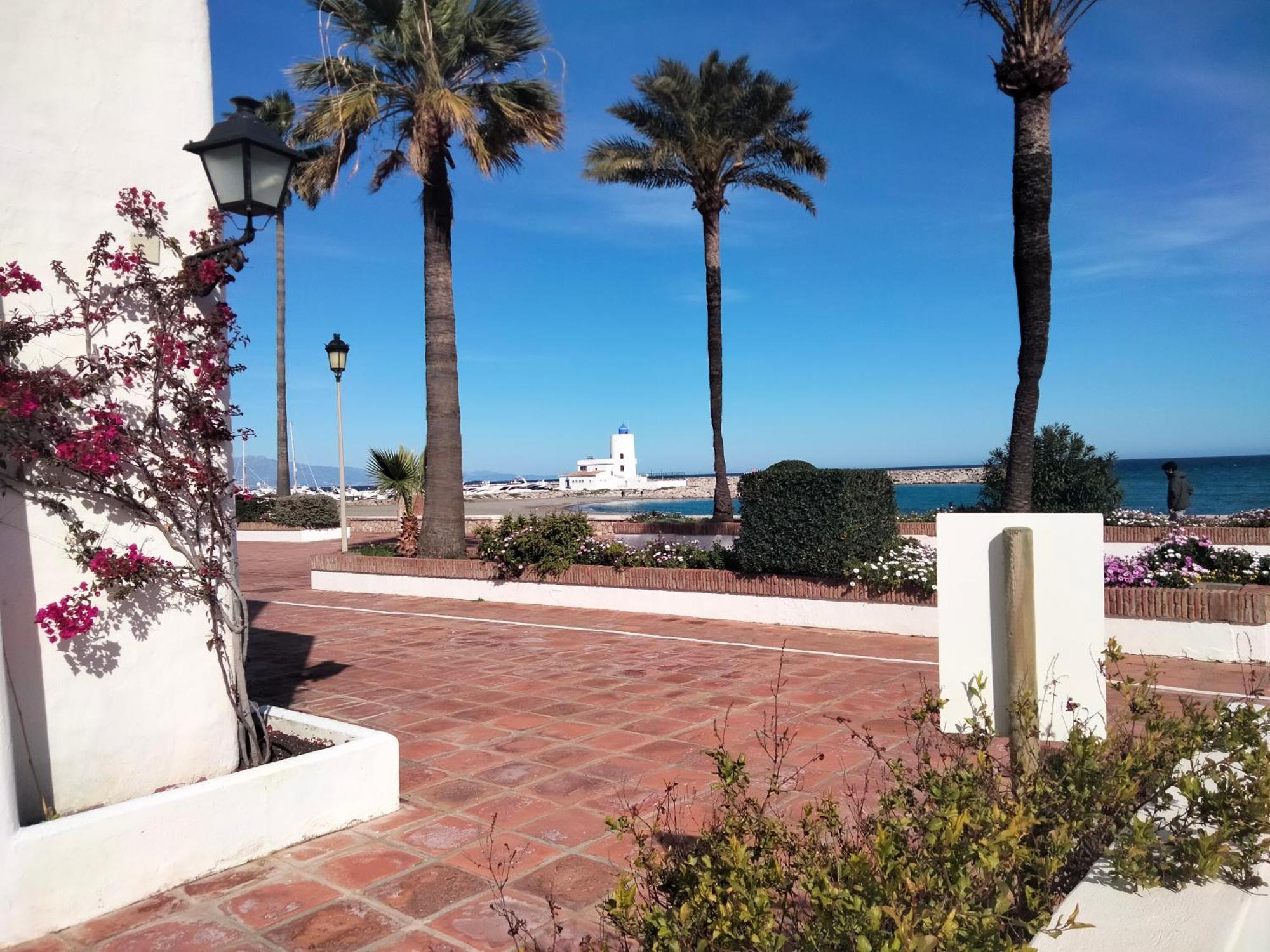 Apartamento Primera Linea De Playa Manilva Eksteriør billede