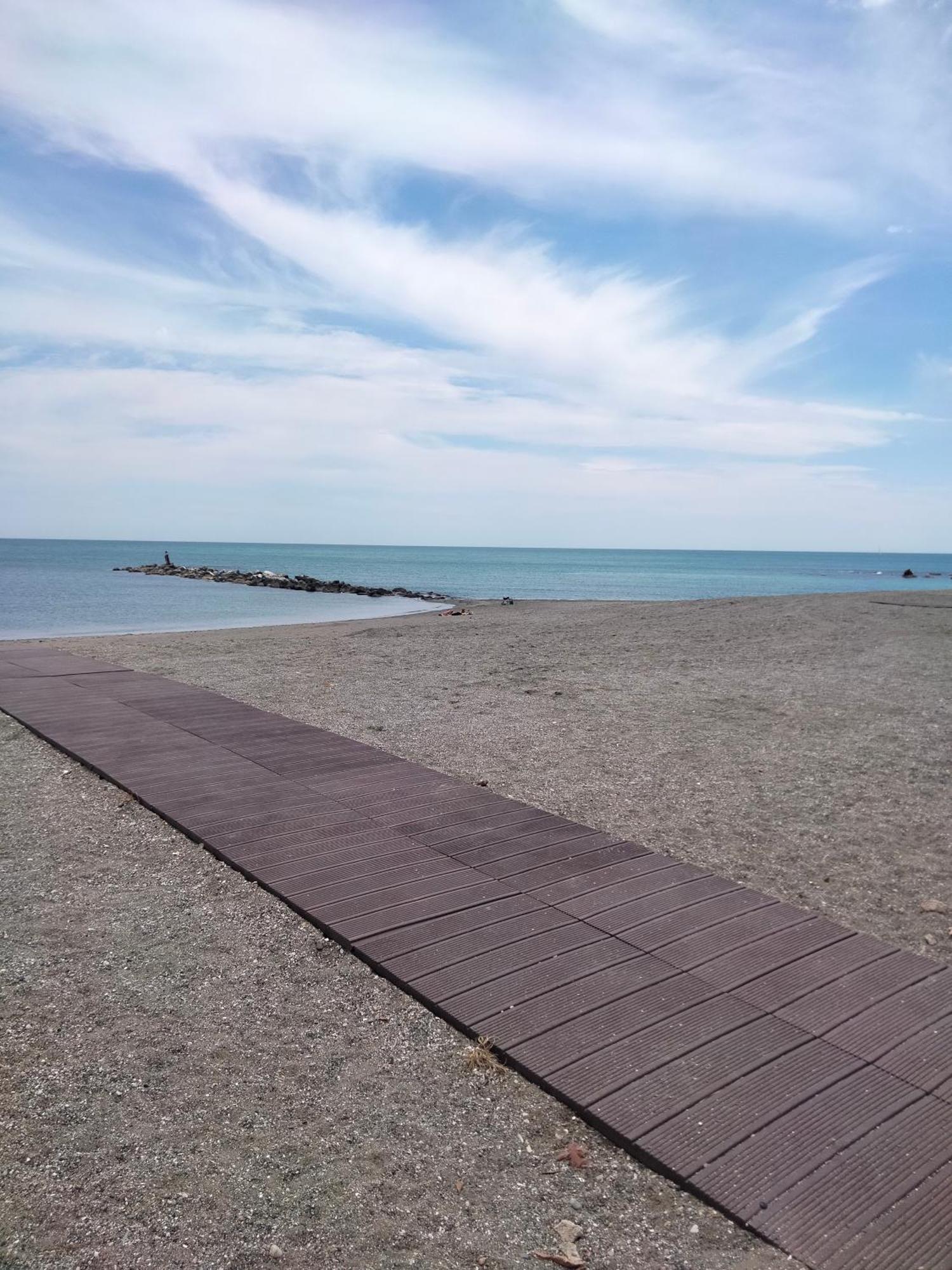 Apartamento Primera Linea De Playa Manilva Eksteriør billede